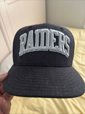 Raiders Black Fitted Hat with Multicolor Patch Size 8